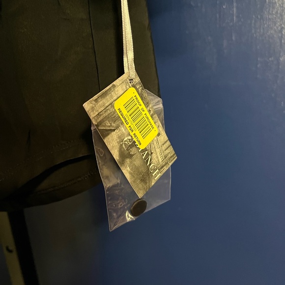 Nottibianche NWT Womens Black Satin Lounge Pajama Top Buttons - Picture 3 of 4